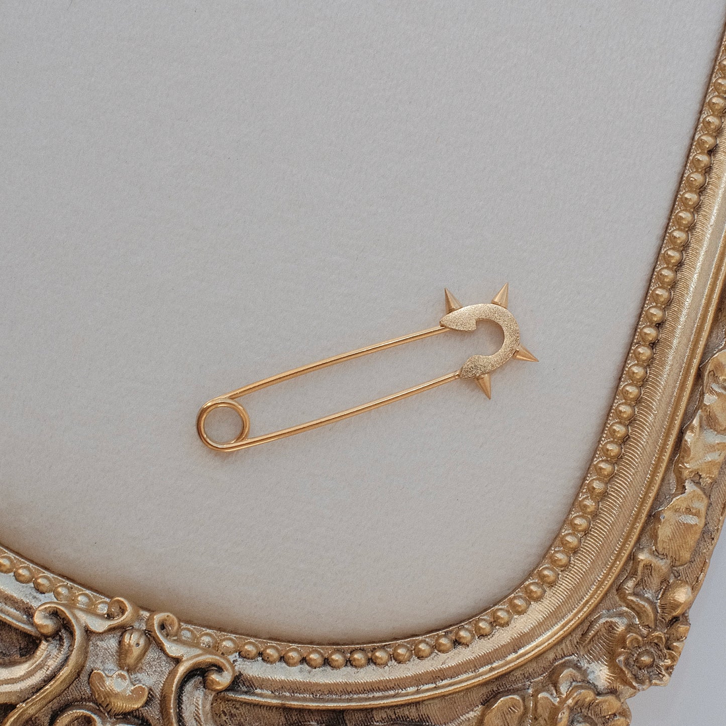 No.9 Gold Charm Holder