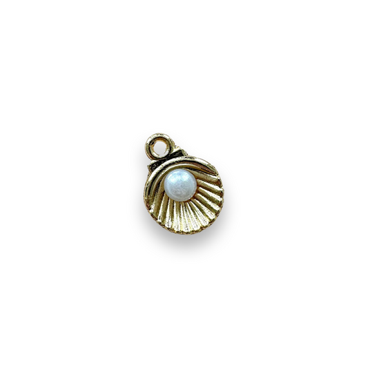 Gold Plated Shell with Pearl