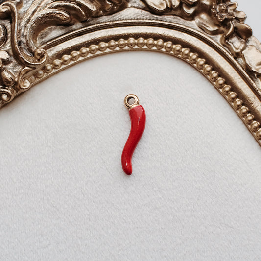 Gold and Red Chilli (Italian Horn)