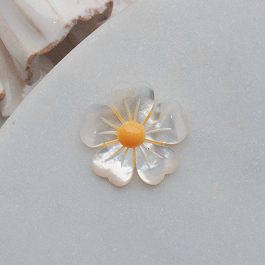 Daisy Charm